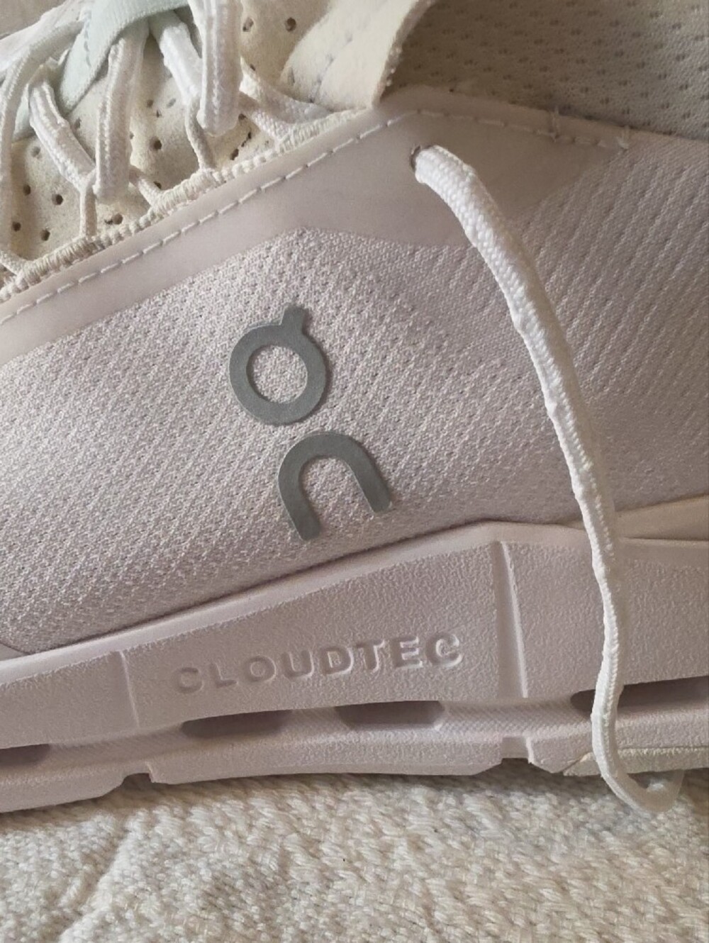 On Running On Cloudnova 2 Women's White Athletic Sneakers - Picture 12 of 15